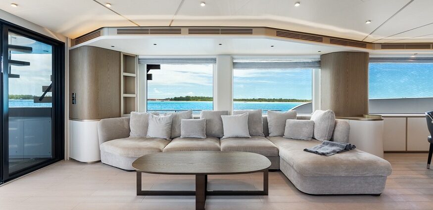 Chartering a yacht in Ibiza